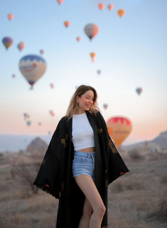 Boho Tiger Long Kaftan Kimono Black Kimono Gold Tiger-Kimono-Moa-W: 33.5“inches (85cm) L: 47.2“inches (120cm)-Black Kimono Gold Tiger-Urbanheer