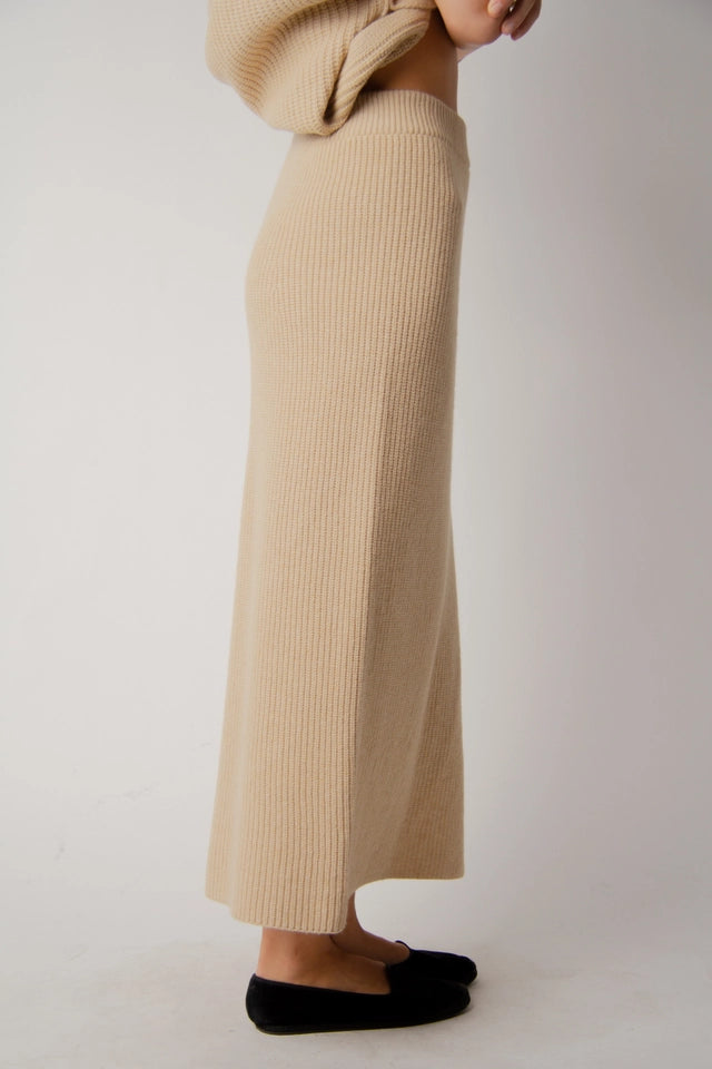 Braided Cashmere Blend Blanket Beige-Skirt-LÈMME-S-Beige-Urbanheer