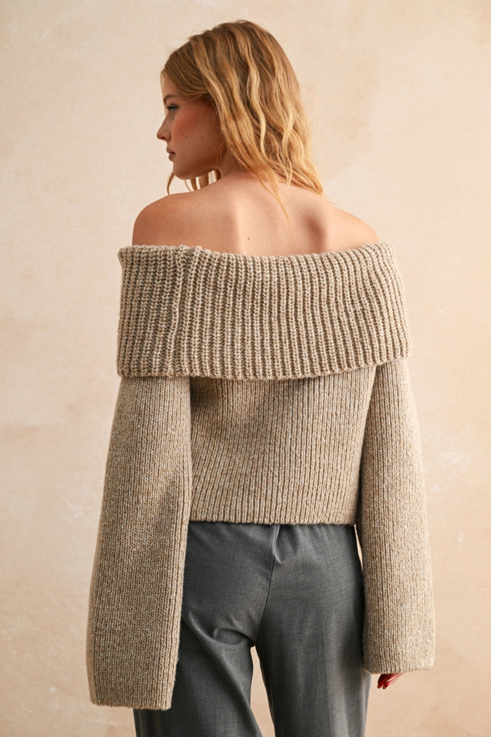 Button Back with Big Collar Sweater Top