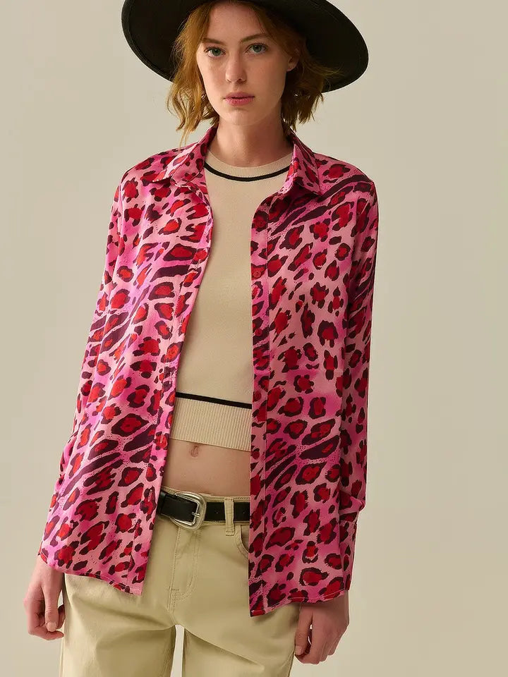 Buttoned Shirt in Fuchsia Leopard Print-Shirt-Q2-S-FUCHSIA-Urbanheer