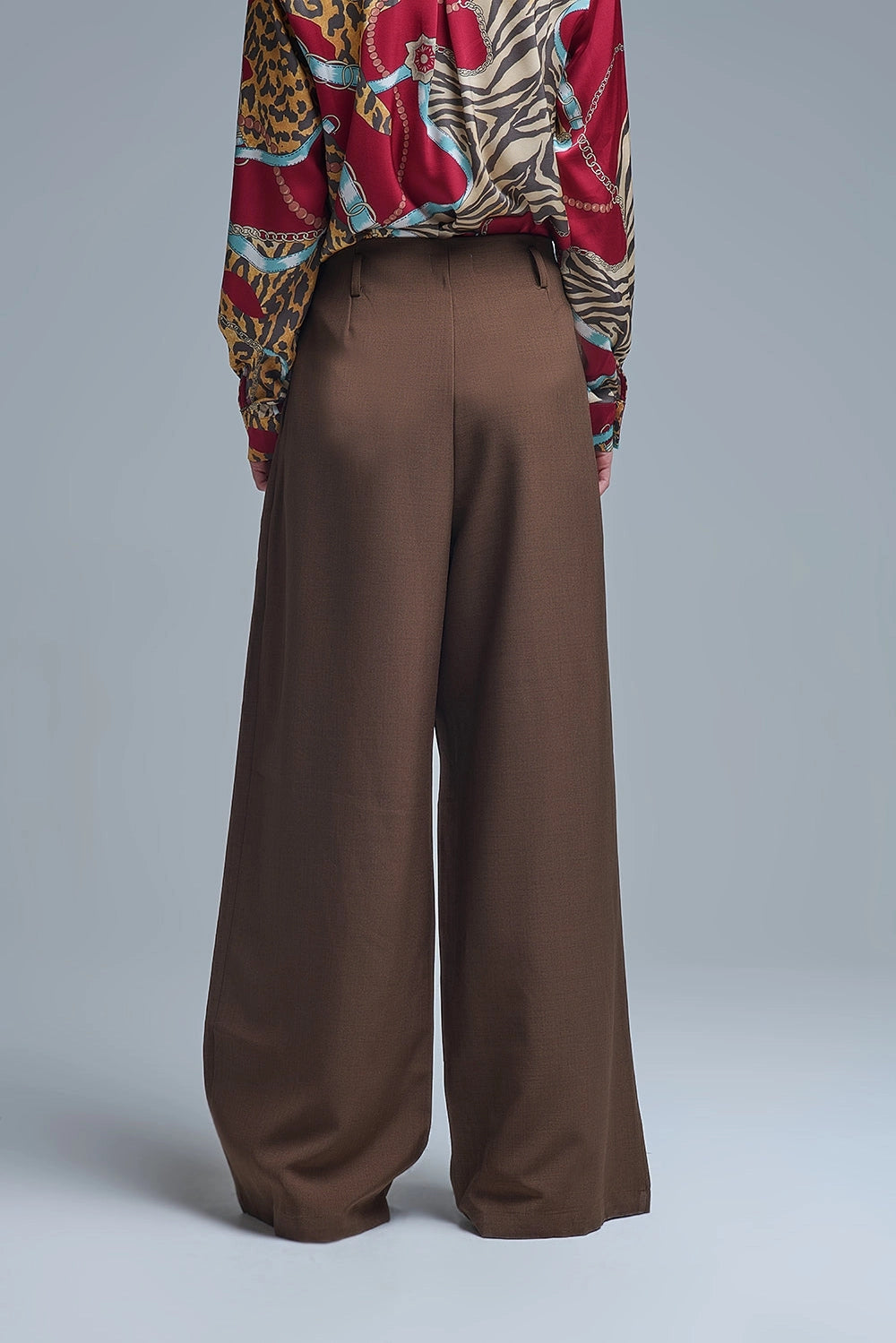 Camel Pleated Wide Pants with with Metal Buckle