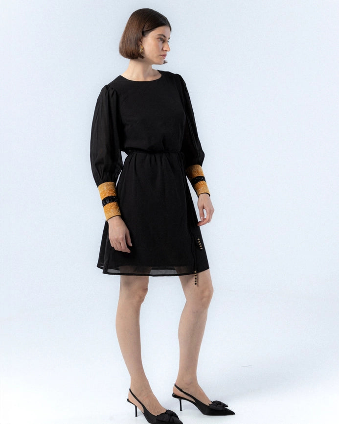 Carla Black Dress-Dress-NIZA-42-Urbanheer