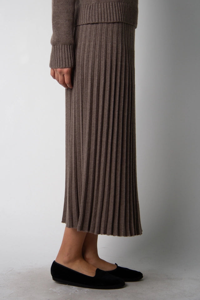 Cashmere Blend Pleated Skirt (3D Knit) Castagna-Skirt-LÈMME-S-Castagna-Urbanheer