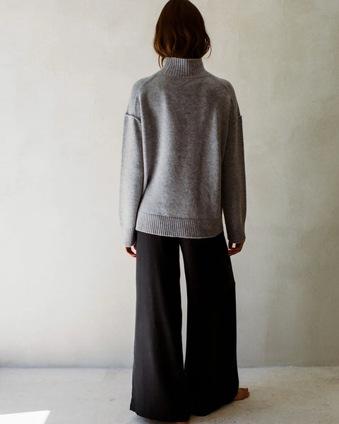 Cashmere Turtle Neck Long Sleeve Top