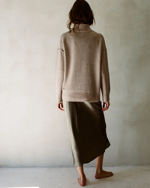Cashmere Turtle Neck Long Sleeve Top