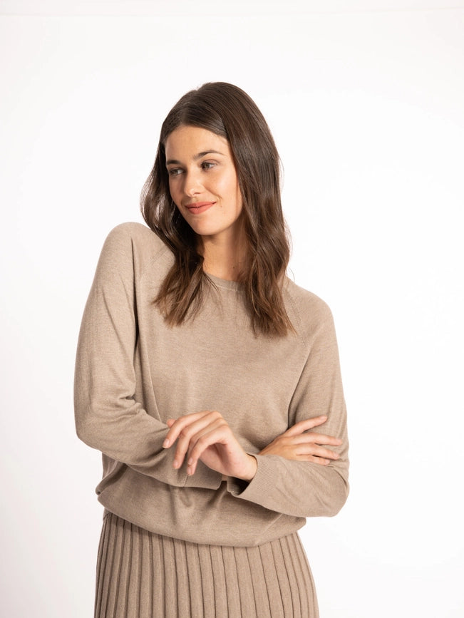 Chelsea Sweater Sand-Sweater-Bel Cashmere S.C.-S-Sand-Urbanheer