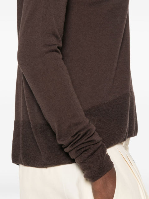 Closed Sweater