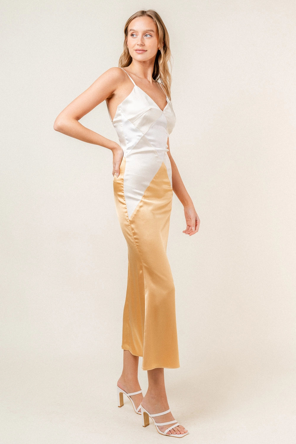 Colorblock Diamond Shape Spg Strap Maxi DRESS in MUSTARD/WHITE