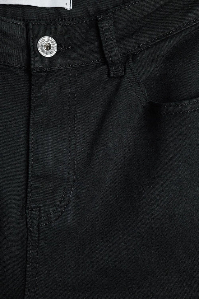 Comfortable Stretch Jeans with Barrel Leg in Black-Jeans-Q2-XS-BLACK-Urbanheer