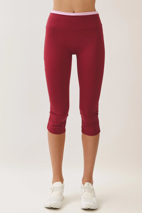 Contrast Waist Capri Leggings