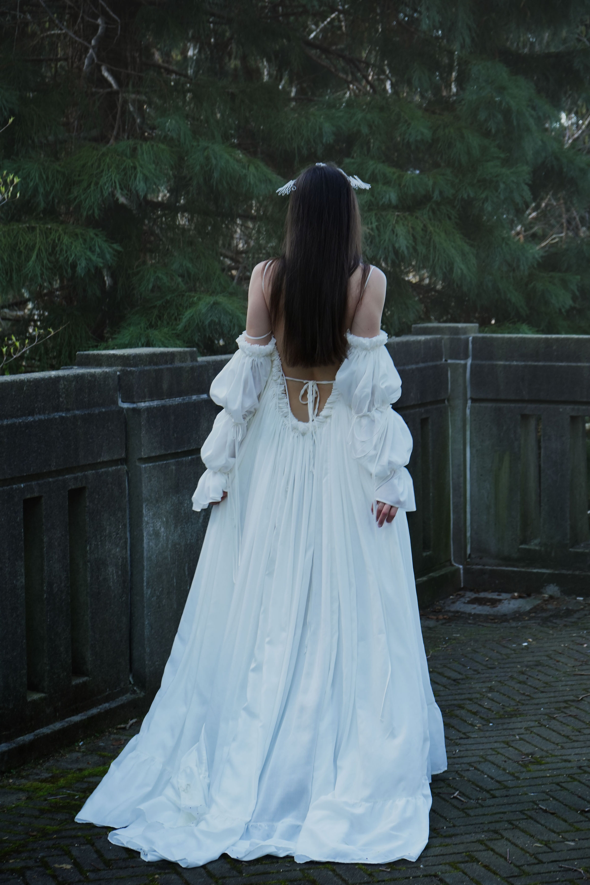 Rose Petals Wedding Gown-Briiskie Bobbins-XS-Urbanheer