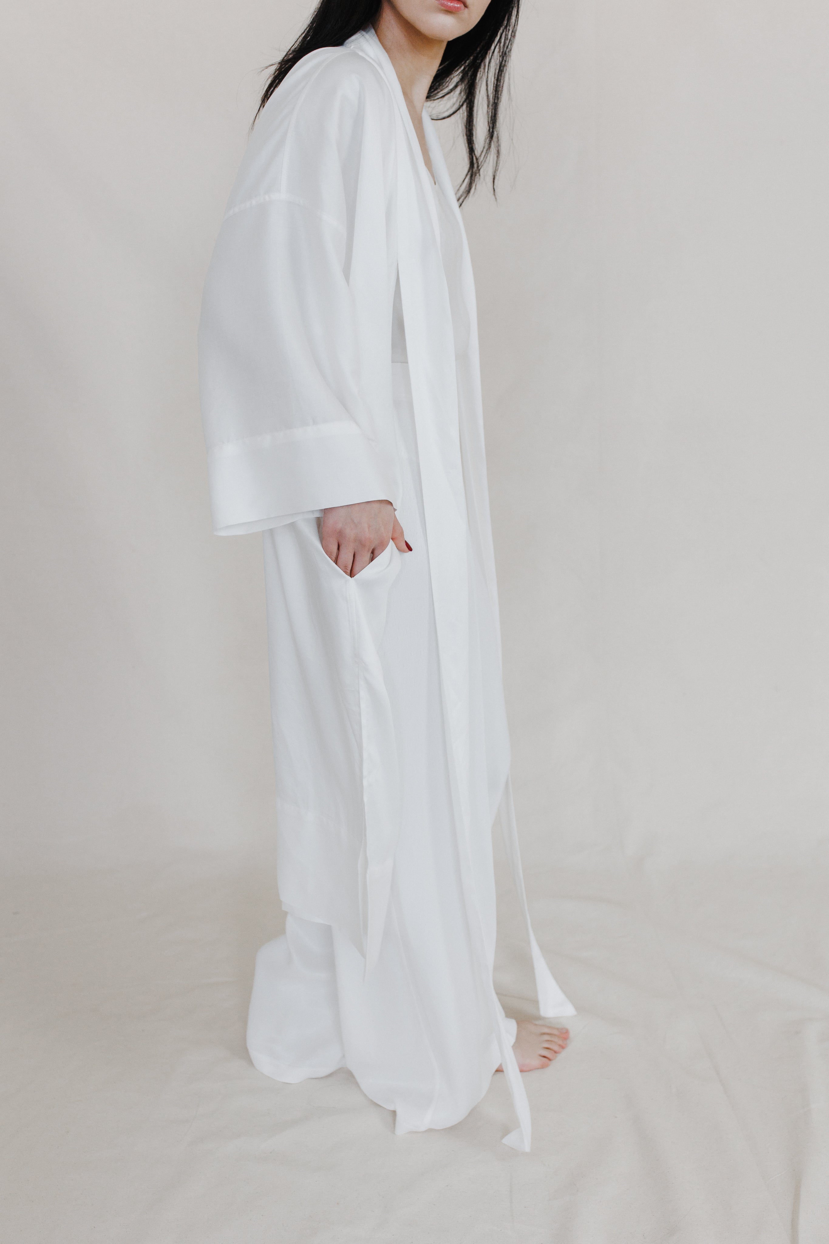 Lotus Kimono-Briiskie Bobbins-XS-Urbanheer