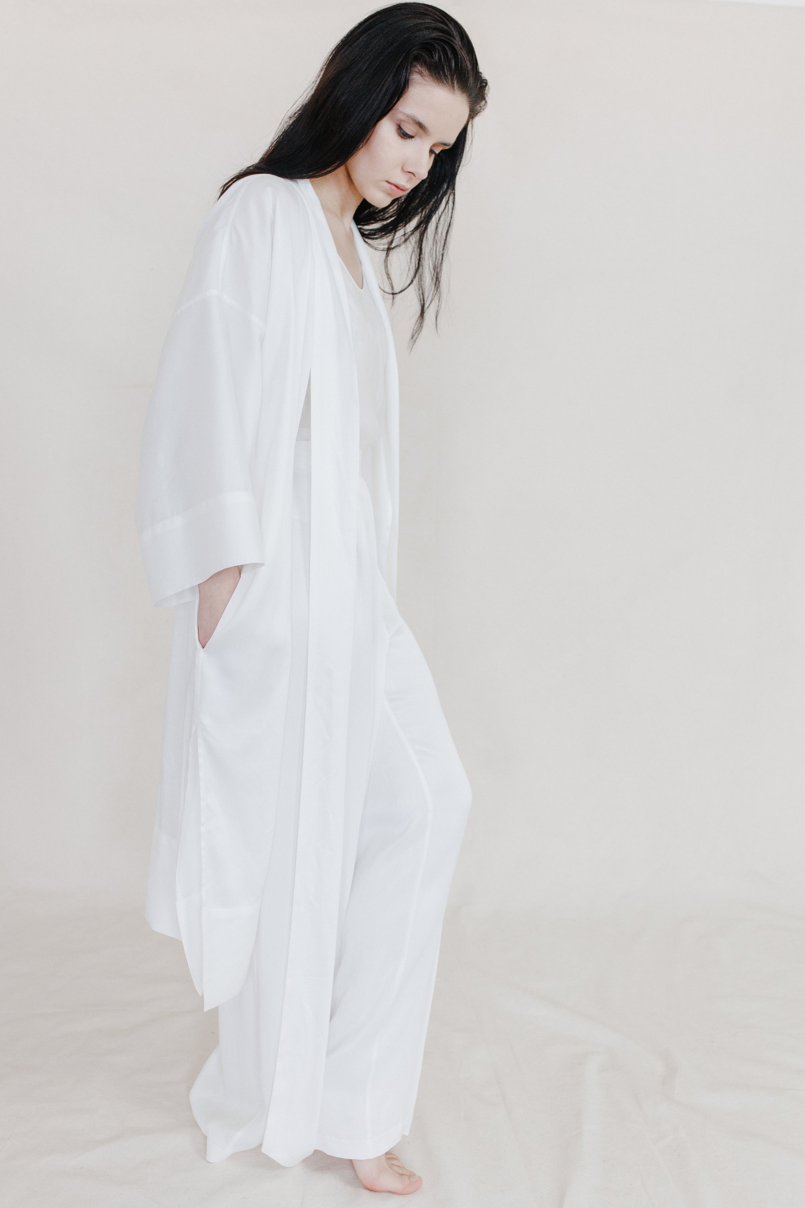 Lotus Kimono-Briiskie Bobbins-XS-Urbanheer