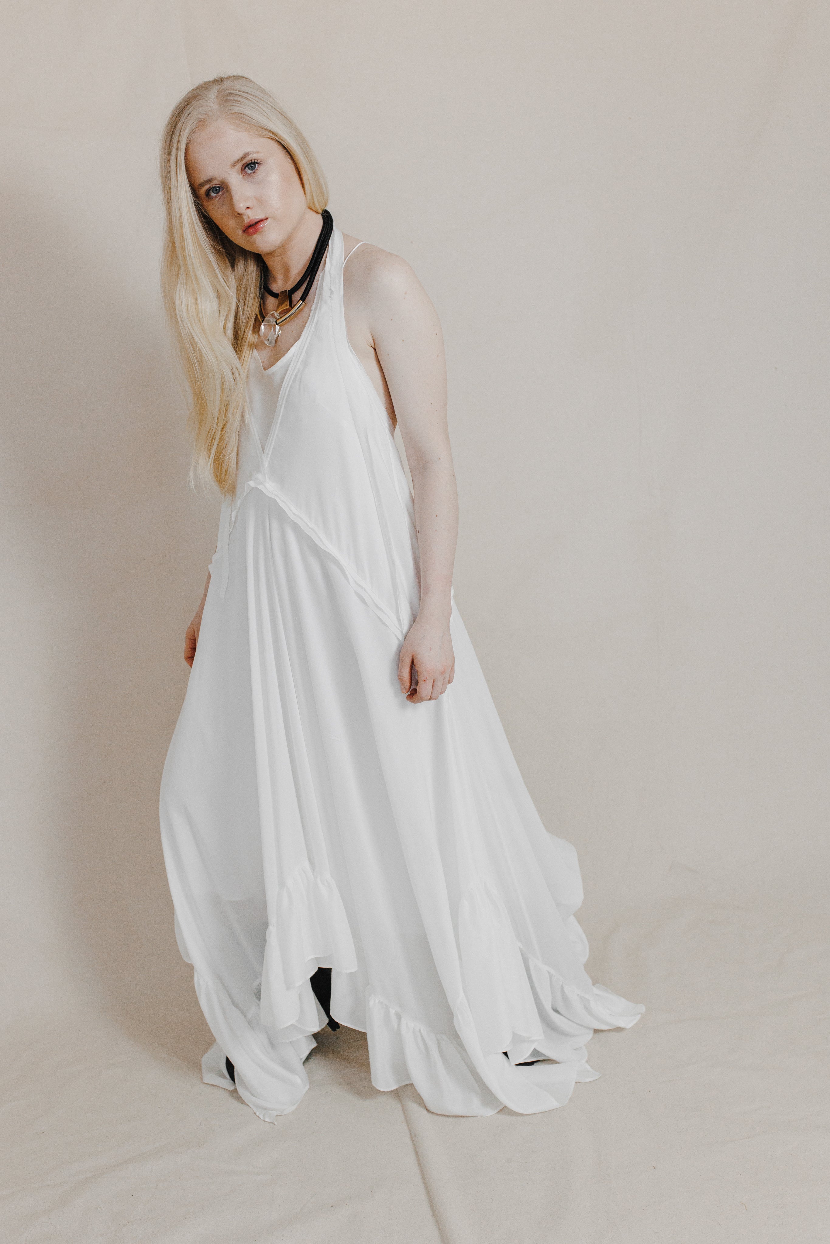 Rose Petals Wedding Dress-Briiskie Bobbins-XS-Urbanheer