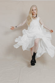 Rose Petals Wedding Dress-Briiskie Bobbins-XS-Urbanheer