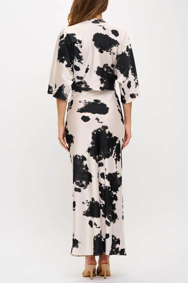 Cow Print Mid Sleeve Top with Front Twist-Tops-Reneecollection-Small-BLACK-Urbanheer