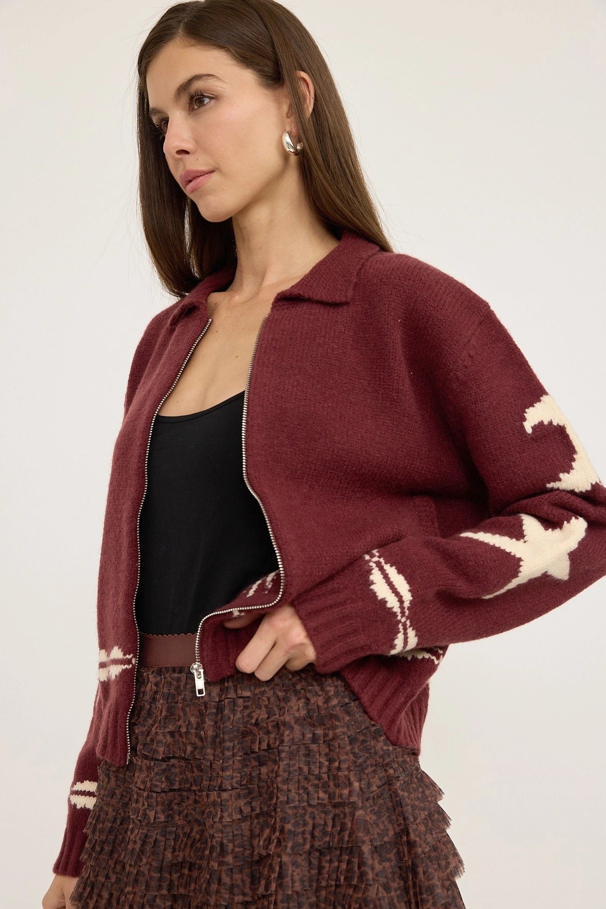 Cozy Pattern Zip Sweater Jacket in Wine