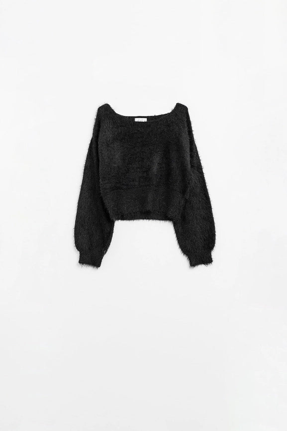 Cropped Fluffy Sweater in Black Fitted At the Waist-Sweaters-Q2-OS-Black-Urbanheer