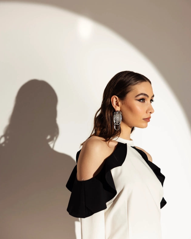 Cut Out Dress with Ruffles On the Shoulders-Dress-Miawhitemilano-M-Urbanheer