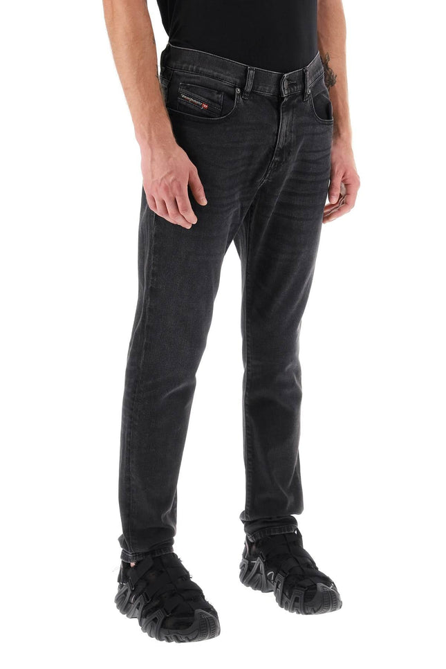 D-Strukt Slim Jeans-men > clothing > jeans > jeans-Diesel-Urbanheer
