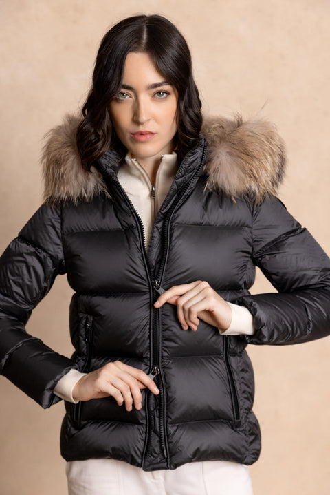 DANIELA I First Class Short Down Jacket