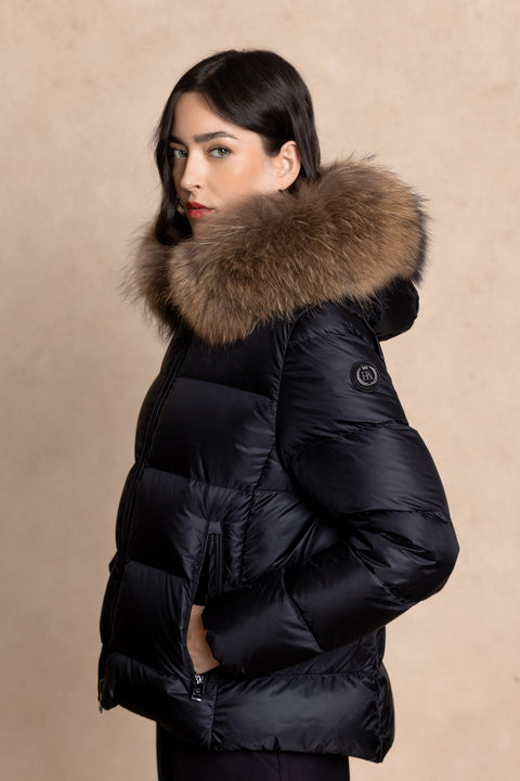 DANIELA I First Class Short Down Jacket