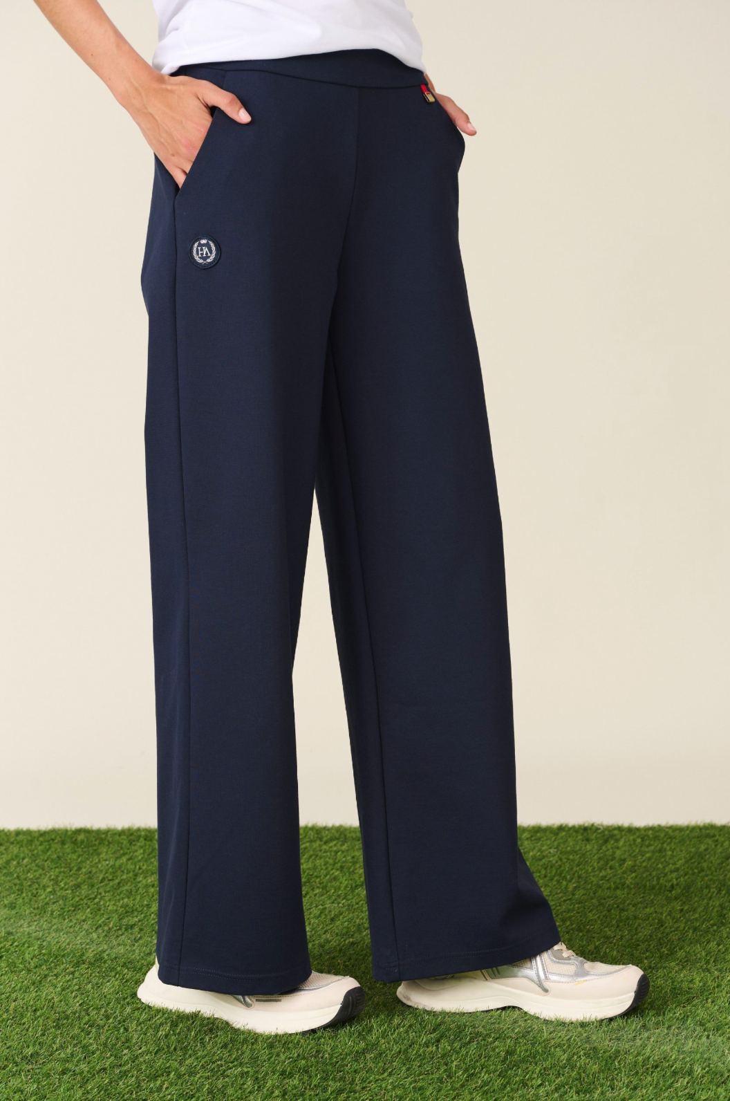 DISCOVERY Sweat Pants