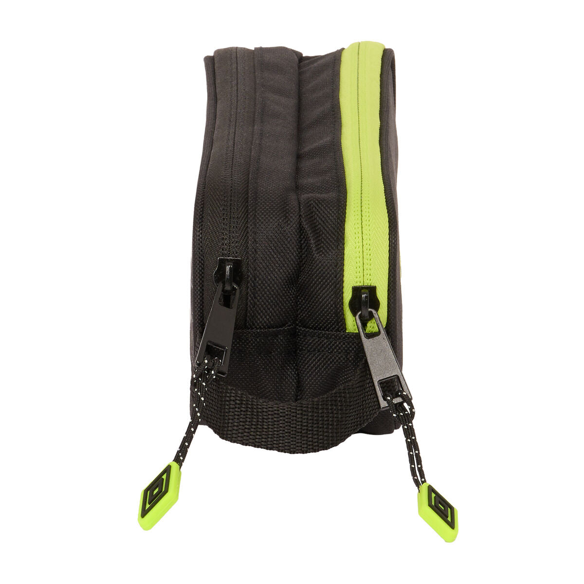 V4H750F68B002F53283453E9DD025082520R4492061P3