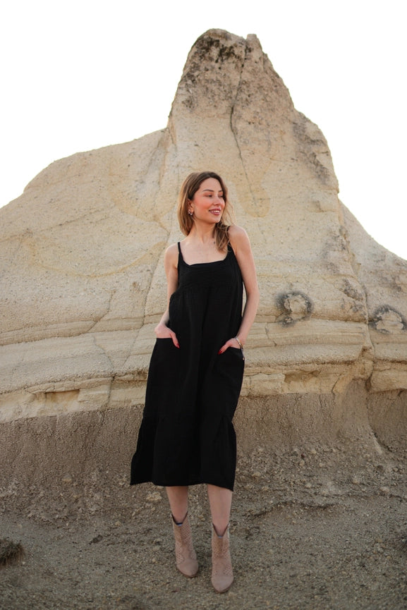 Double Gauze Muslin Cotton Strap Midi Dress Black-Dress-Moa-Black-Urbanheer