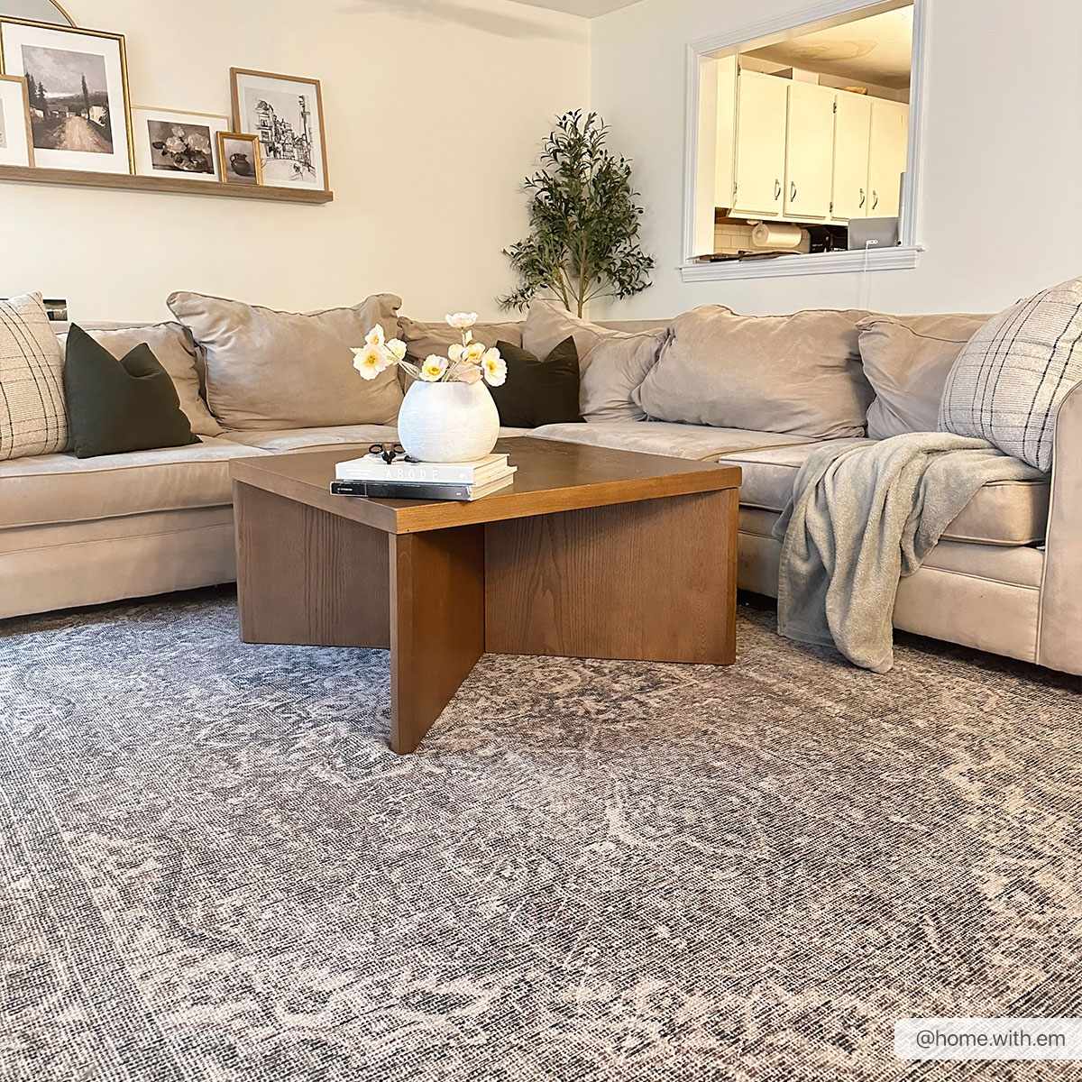 Dusty Sage Greenpoint Medallion Washable Area Rug-Rugs-Hauteloom-2'7" x 7'3" Runner-Urbanheer
