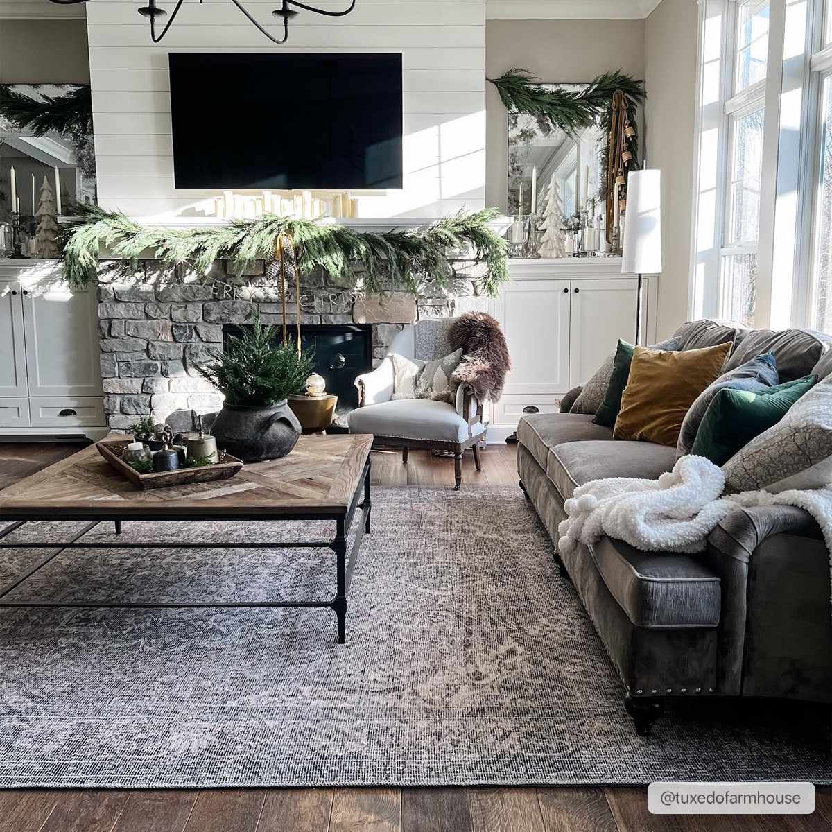 Dusty Sage Greenpoint Medallion Washable Area Rug-Rugs-Hauteloom-2'7" x 7'3" Runner-Urbanheer