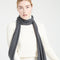 Echarpe en cachemire gris anthracite-écharpe-Studio Cashmere8-TU-SC8-00004-gris anthracite-Urbanheer