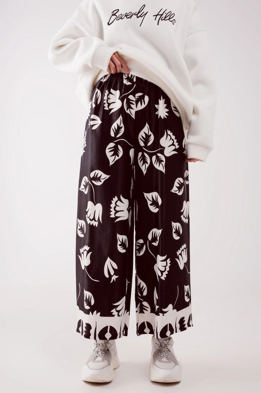 Elasticated Super Wide Leg Pants In Black-Pants-Q2-S-Black-Urbanheer