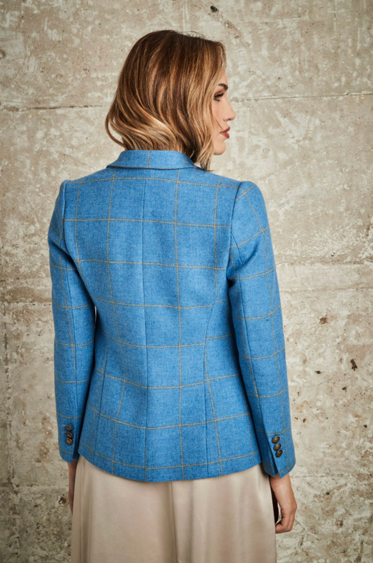 Fitted Blazer with a Tailored Silhouette