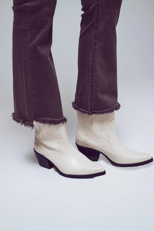 Flare Jeans With Raw Hem Edge In Dark Grey-Jeans-Q2-XS-Grey-Urbanheer