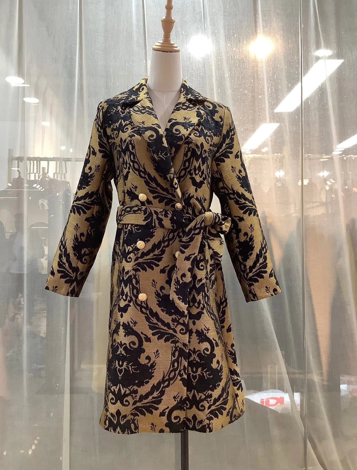 Floral Embroidered Belted Windbreaker For Women