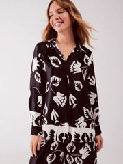Floral Print Shirt in Black-Shirt-Q2-S-Black-Urbanheer
