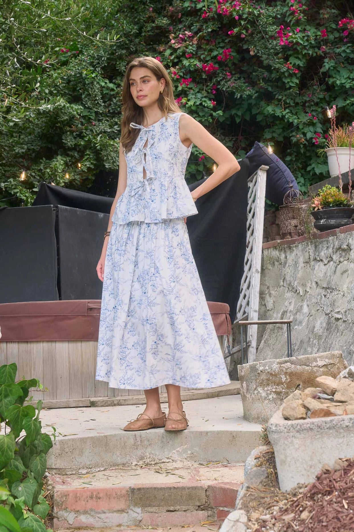 Front Pleated Detail Floral Print Midi Skirt