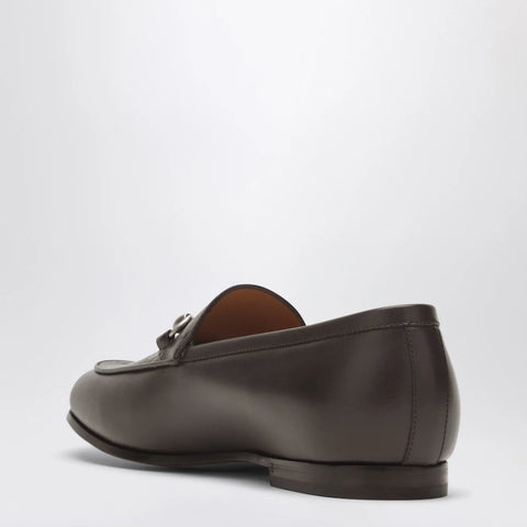 GUCCI Brown leather GG moccasin with a buckle