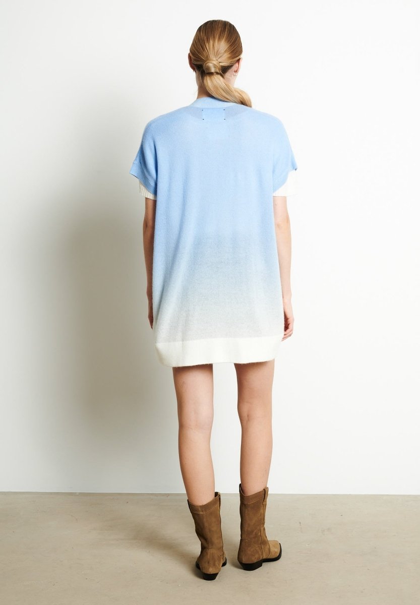 Gilet à manches courtes femme en cachemire déjaugé tye & dye blanc écru & bleu ciel - AVA 11A-2