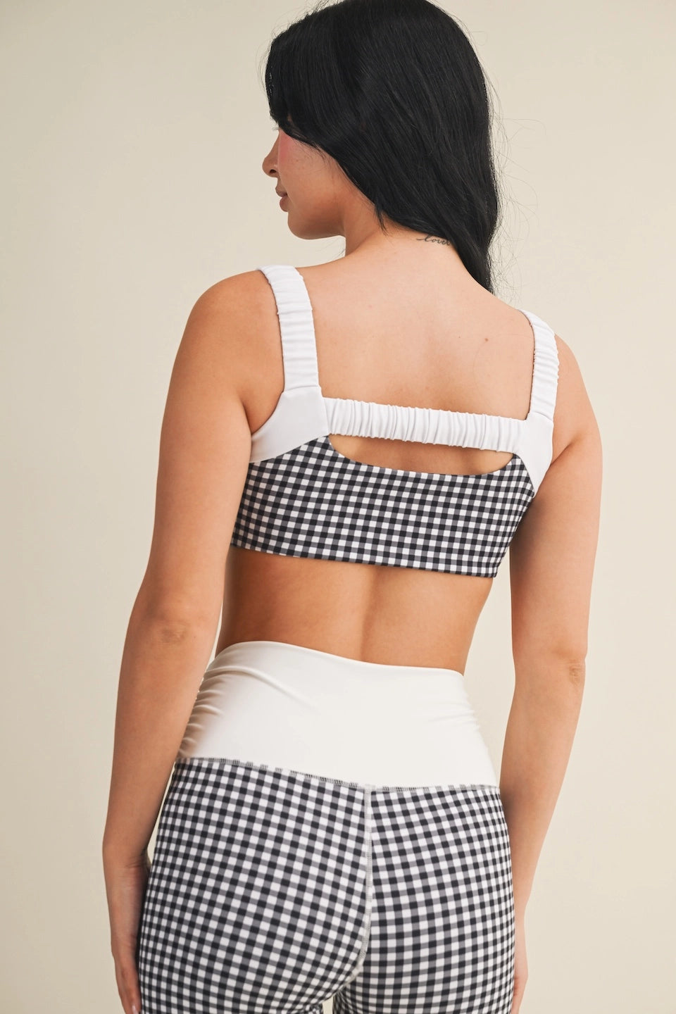 Gingham Print Scrunched Strap Sports Bra
