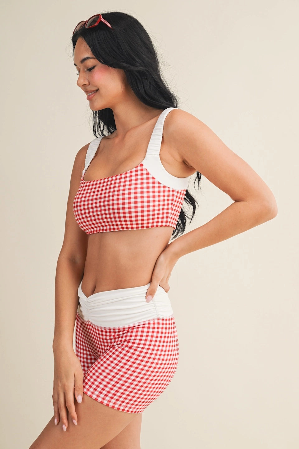 Gingham Print Scrunched Strap Sports Bra
