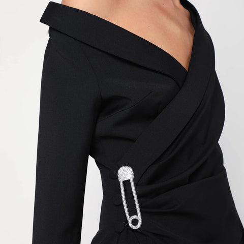 Giuseppe di Morabito Asymmetrical black jacket with brooch detail