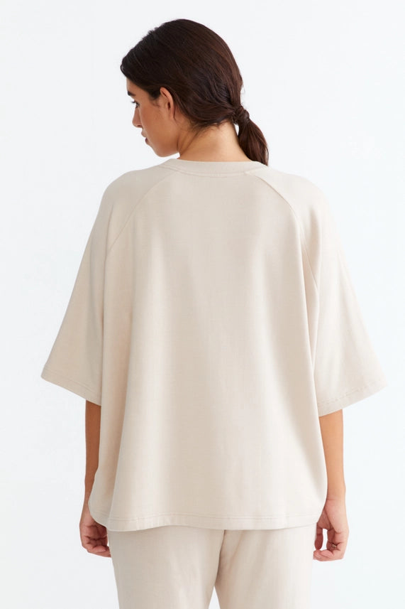 Glad T-Shirt Greige-T-Shirt-Movesgood-S/M-Greige-Urbanheer