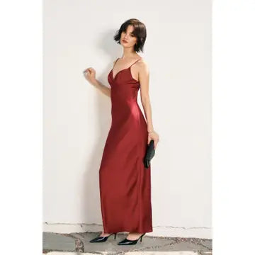 Going Out Cup Detail Maxi Dress