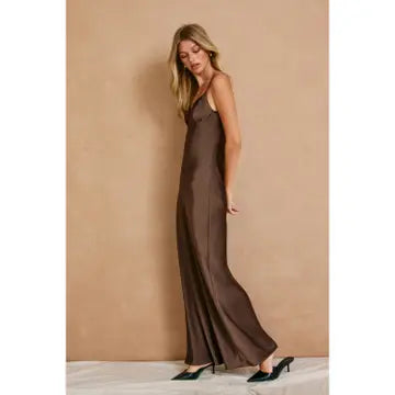 Going Out Cup Detail Maxi Dress