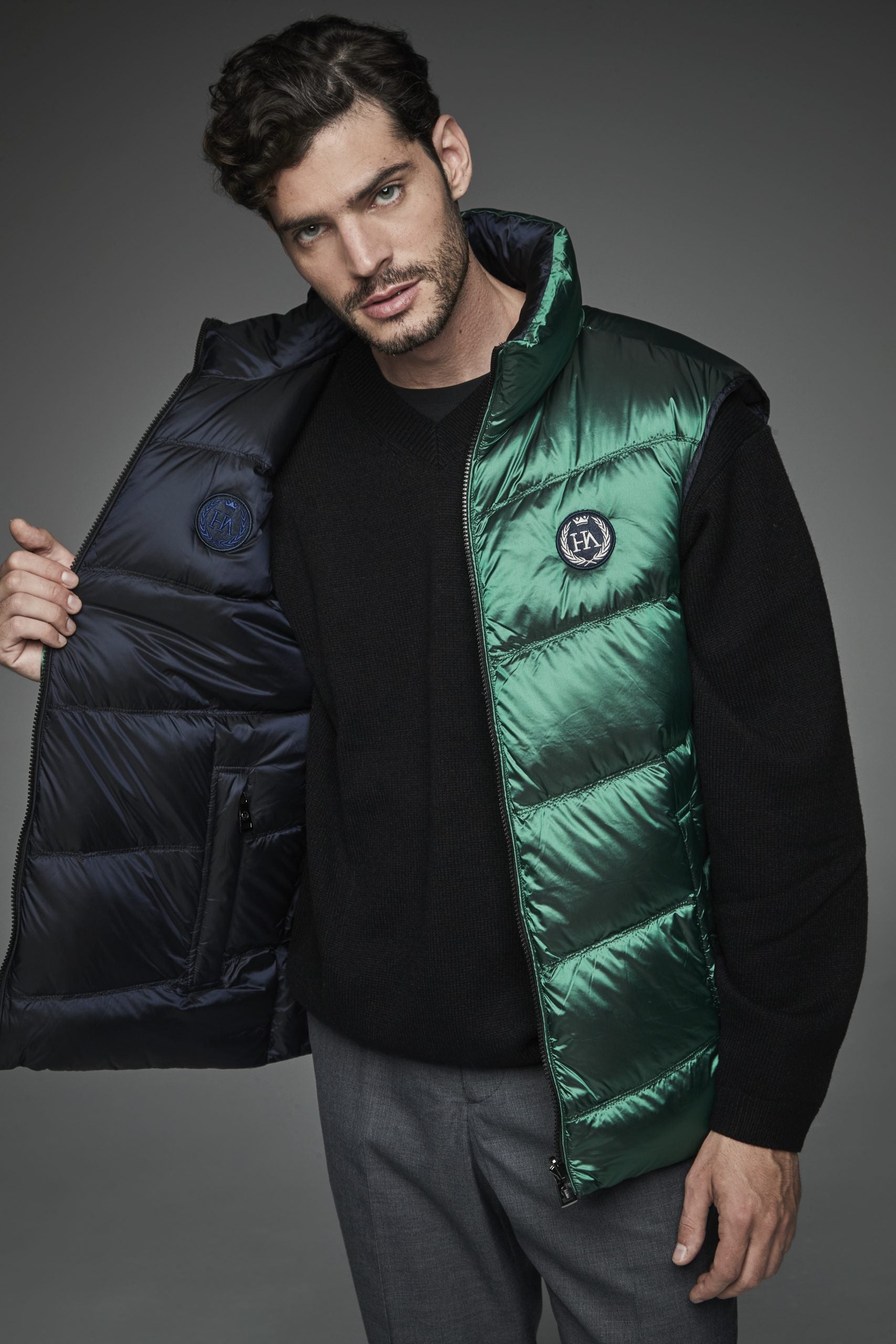 Short vest with reversible mandarin collar ROBIN NAVY-Vest-Henry Arroway-S-Navy-Urbanheer