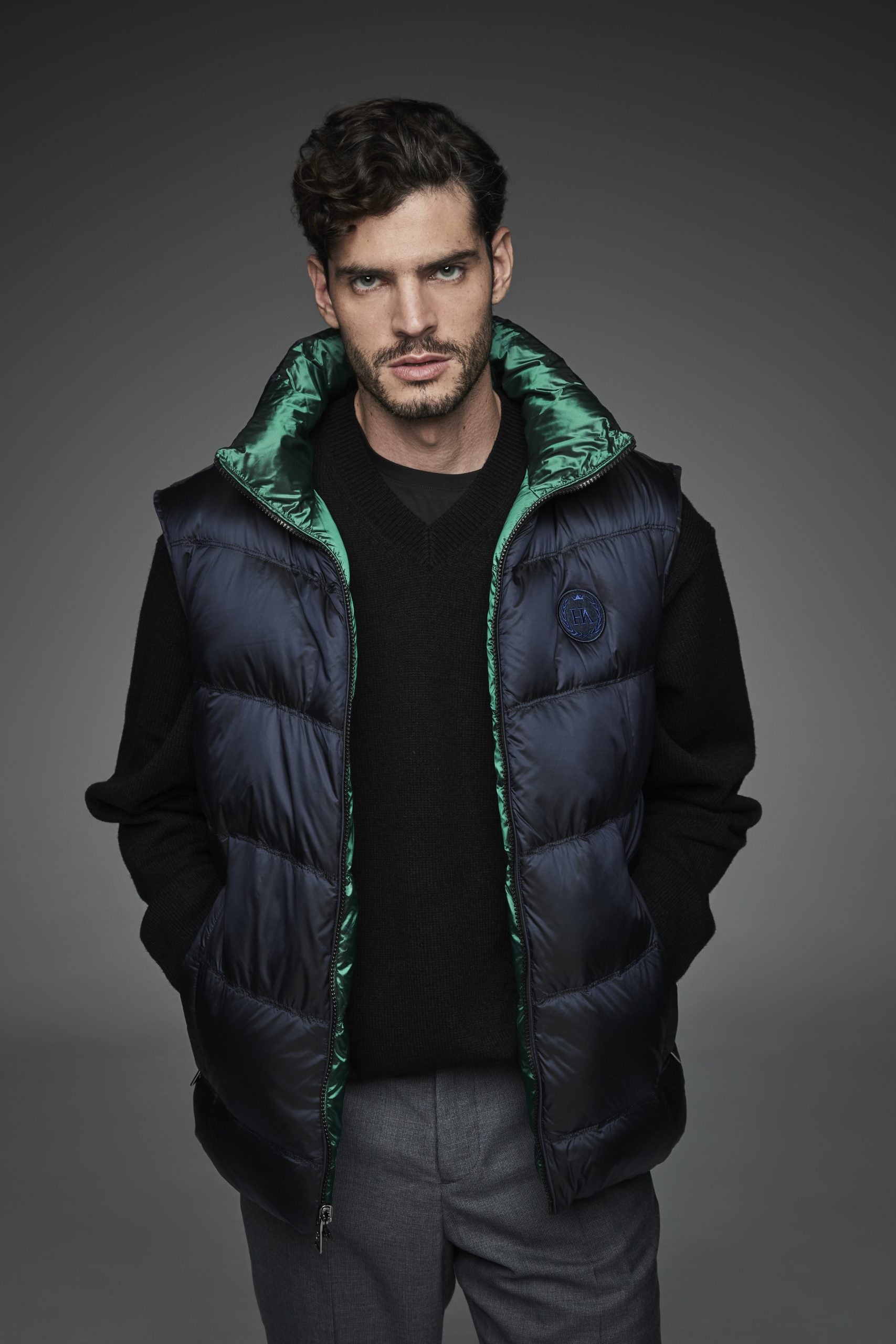 Short vest with reversible mandarin collar ROBIN NAVY-Vest-Henry Arroway-S-Navy-Urbanheer