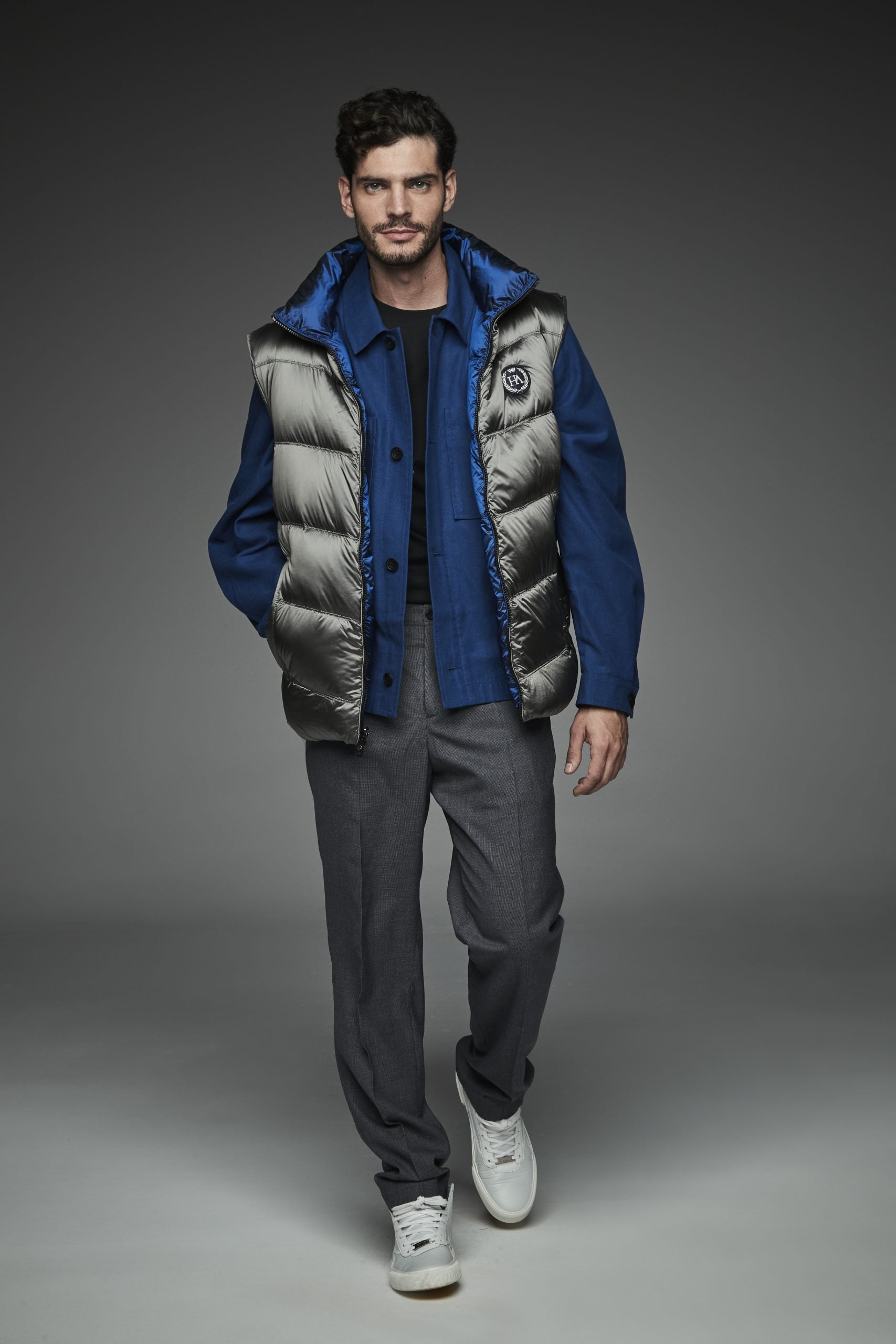 Short vest with reversible mandarin collar ROBIN LEAD-Vest-Henry Arroway-S-Lead-Urbanheer