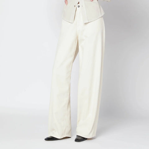 HAIKURE Butter-coloured Bethany jeans